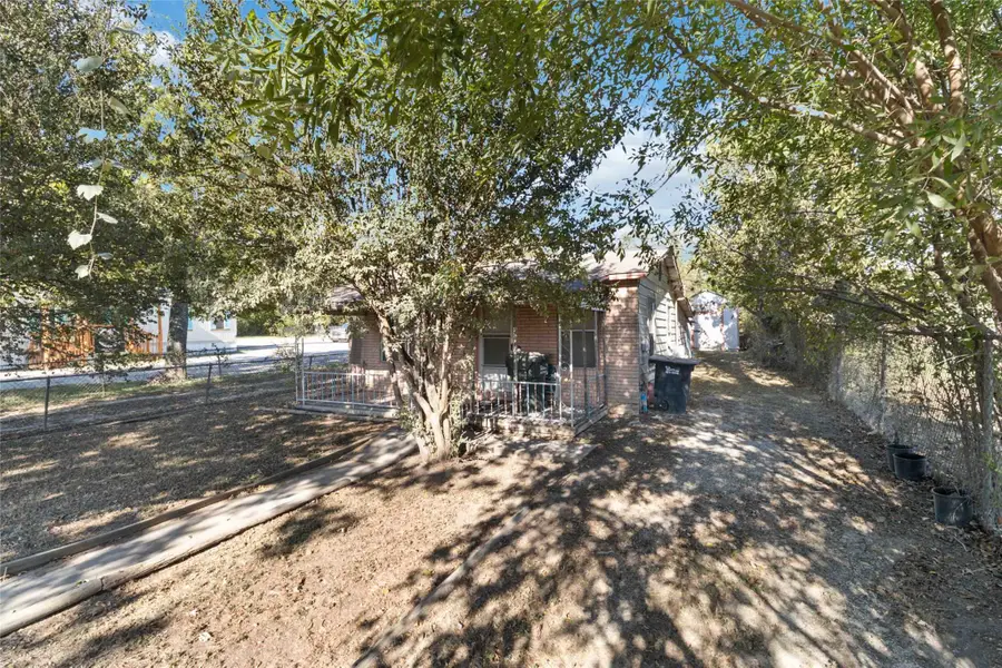 1113 N Old Highway 81, Kyle, TX 78640 - #2
