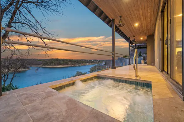 24423 Pedernales Dr, Spicewood, TX 78669