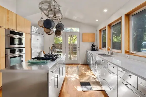 3514 Bridle Path, Austin, TX 78703