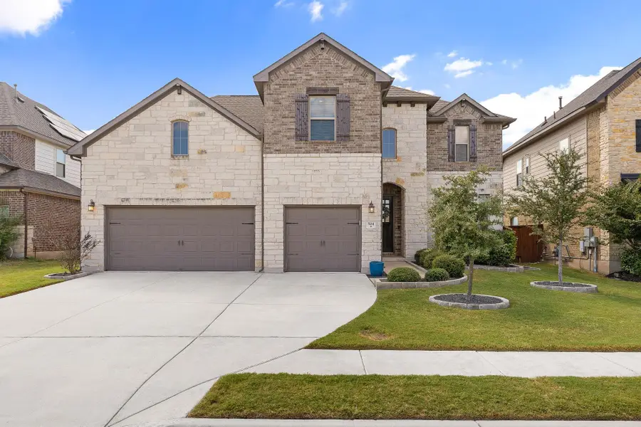 504 Leon Loop, Liberty Hill, TX 78642 - Image #3