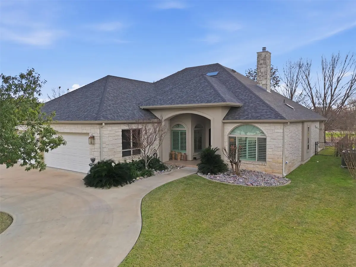 425 Saint Andrews St, Marble Falls, TX 78654 - Image #1
