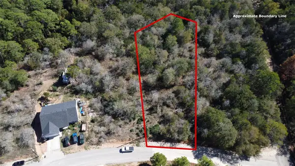 243 Hanauma Dr, Bastrop, TX 78602