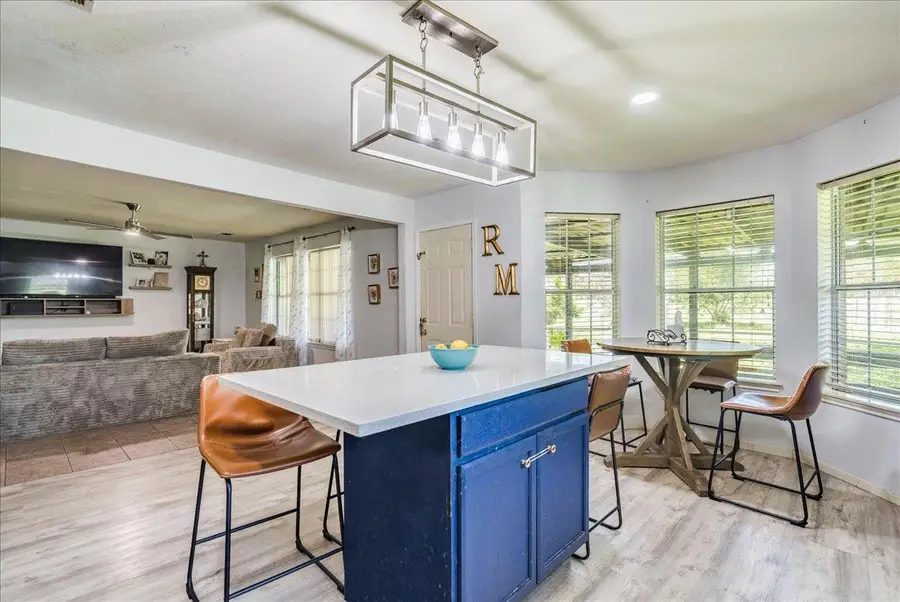 123 Crossroads Dr, Dale, TX 78616 - #2