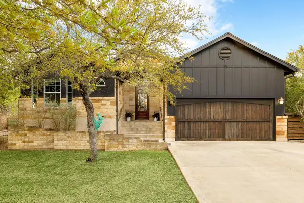 2 Crooked Arrow Ct, Wimberley, TX 78676