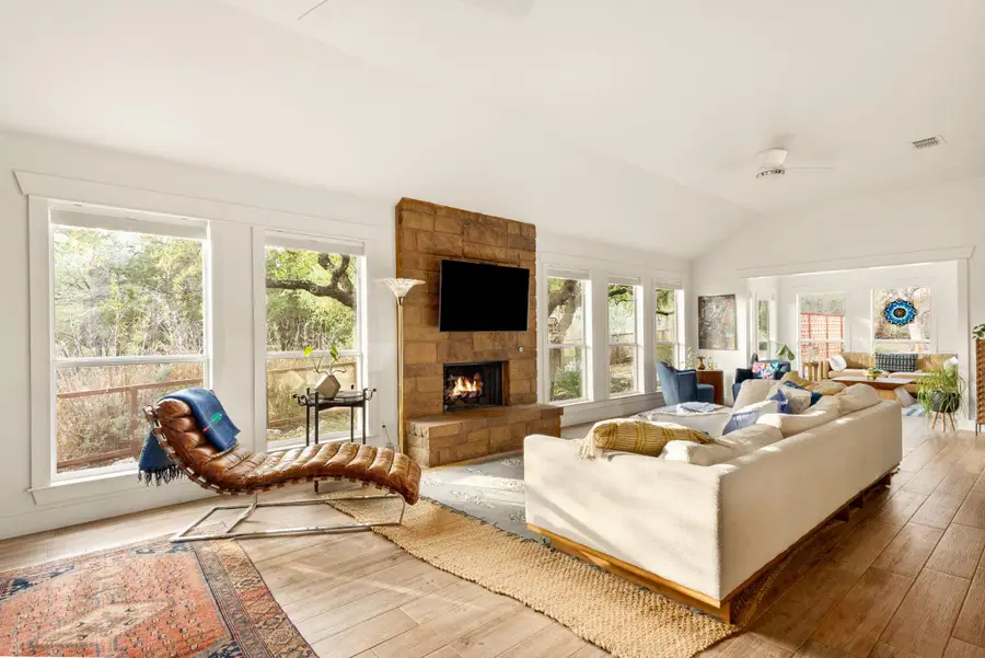 2 Crooked Arrow Ct, Wimberley, TX 78676 - #2