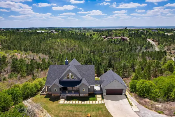 169 Tall Forest Dr, Bastrop, TX 78602