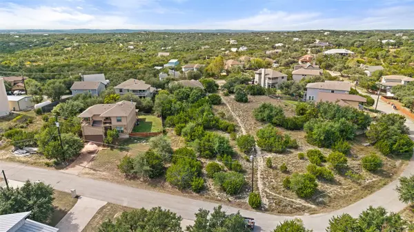 17814 Panorama Dr, Dripping Springs, TX 78620