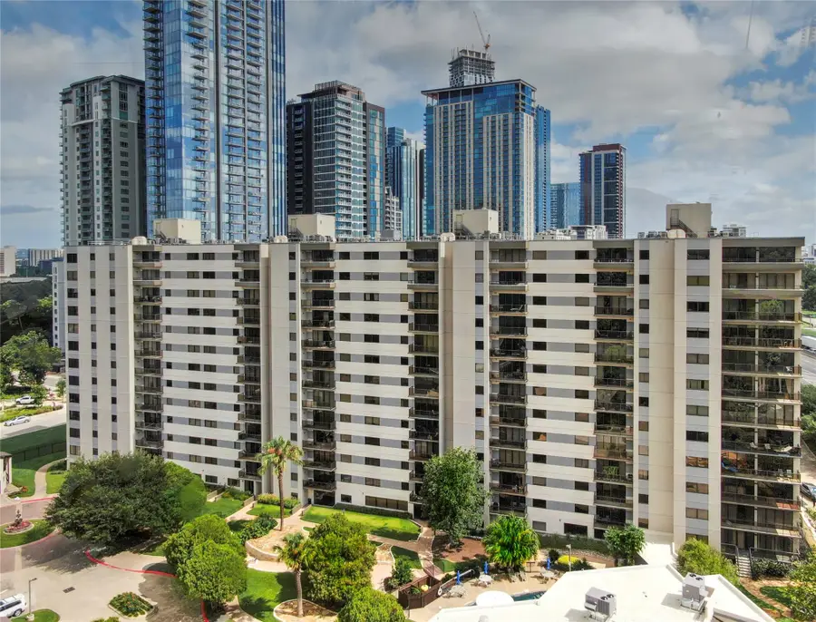 40 N Interstate 35 Expy #2C2, Austin, TX 78701 - #2