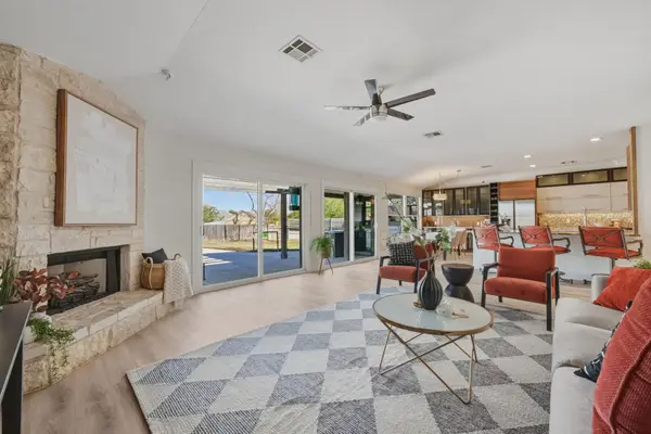 107 Rock Chalk Ct, Round Rock, TX 78664