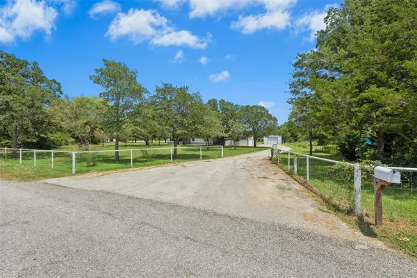 255 Rosanky Cattle Co Rd, Rosanky, TX 78953