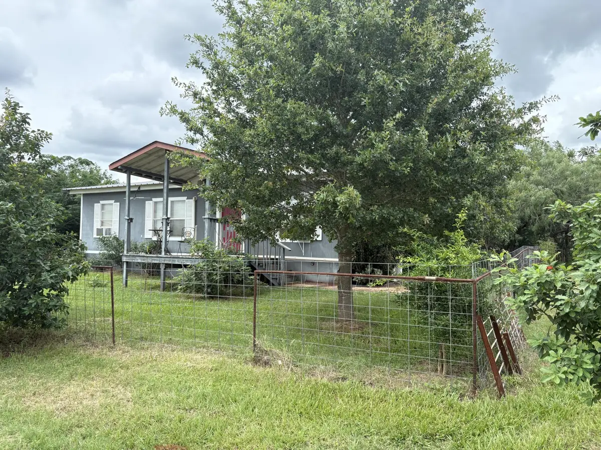 2990 S 304 Highway, Rosanky, TX 78953 - #1