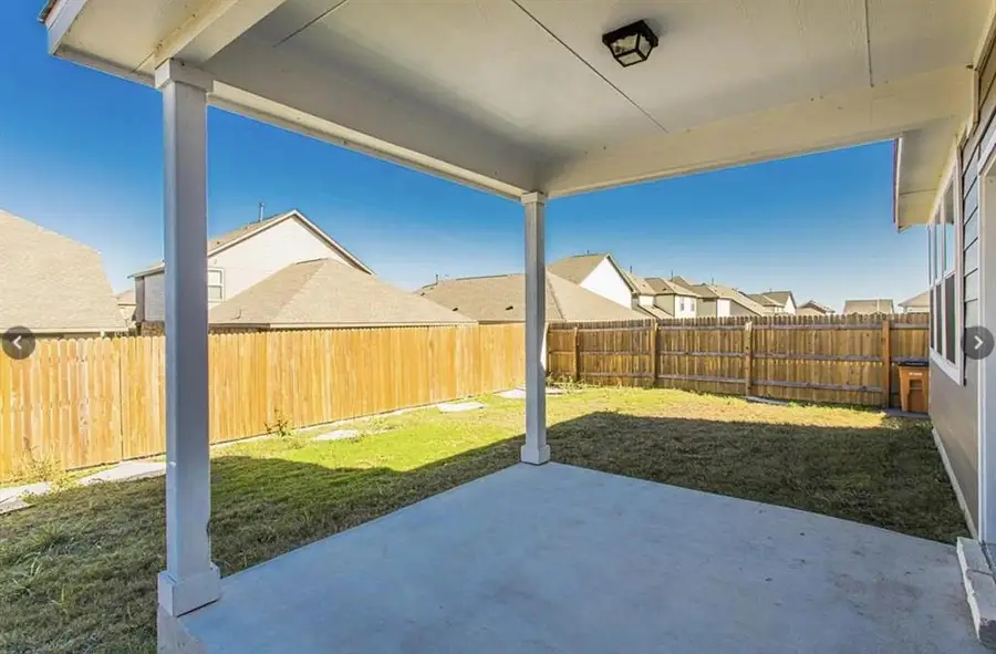 7516 Saginaw Dr, Austin, TX 78754 - Image #2