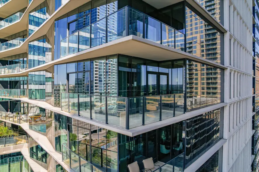 202 Nueces St #1501, Austin, TX 78701 - #2