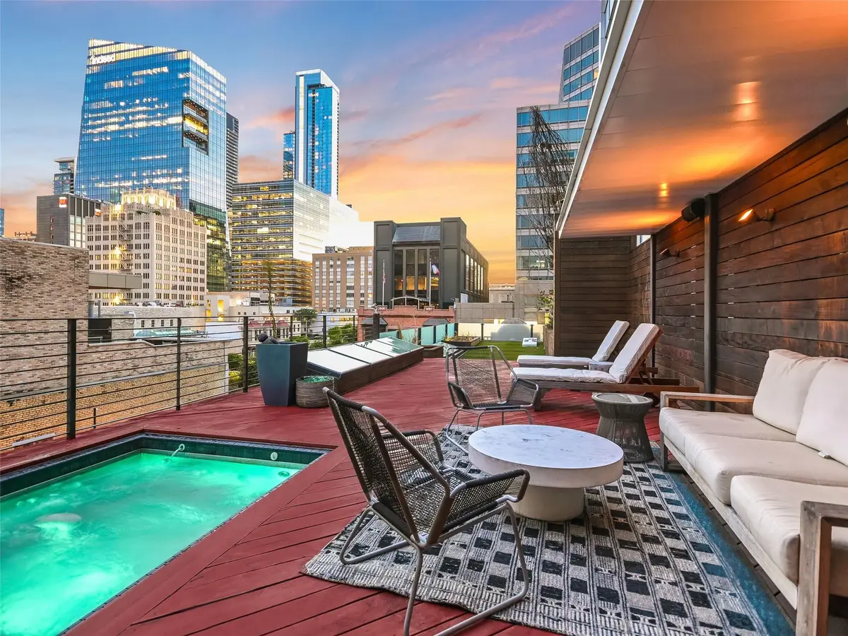 811 Congress Ave, Austin, TX 78701 - #1
