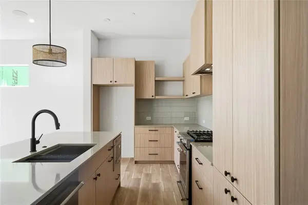 10813 Hermosillo Dr #1005, Austin, TX 78758