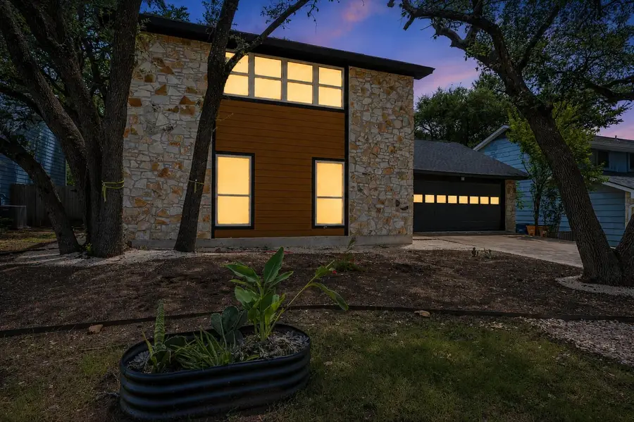 415 Baldridge Dr, Austin, TX 78748 - #2