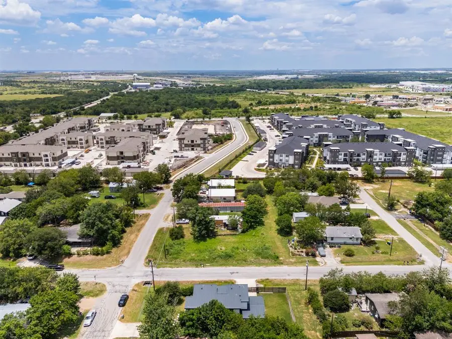 303 Eggleston St, Manor, TX 78653 - #3