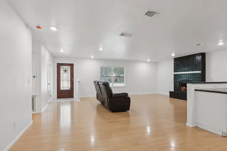 1334 Carnation Ln, New Braunfels, TX 78130 - #3