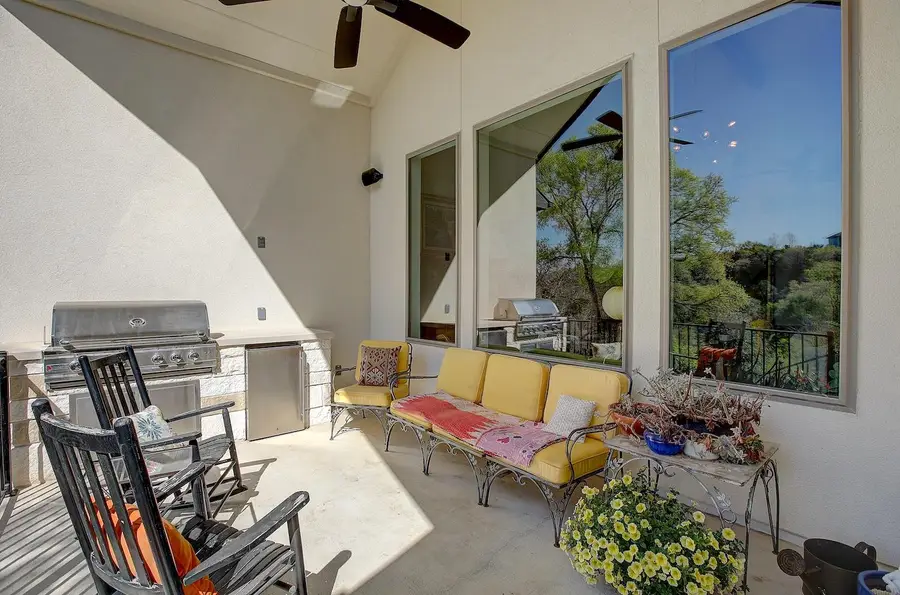 129 Hollytree Ct, Georgetown, TX 78628 - #2