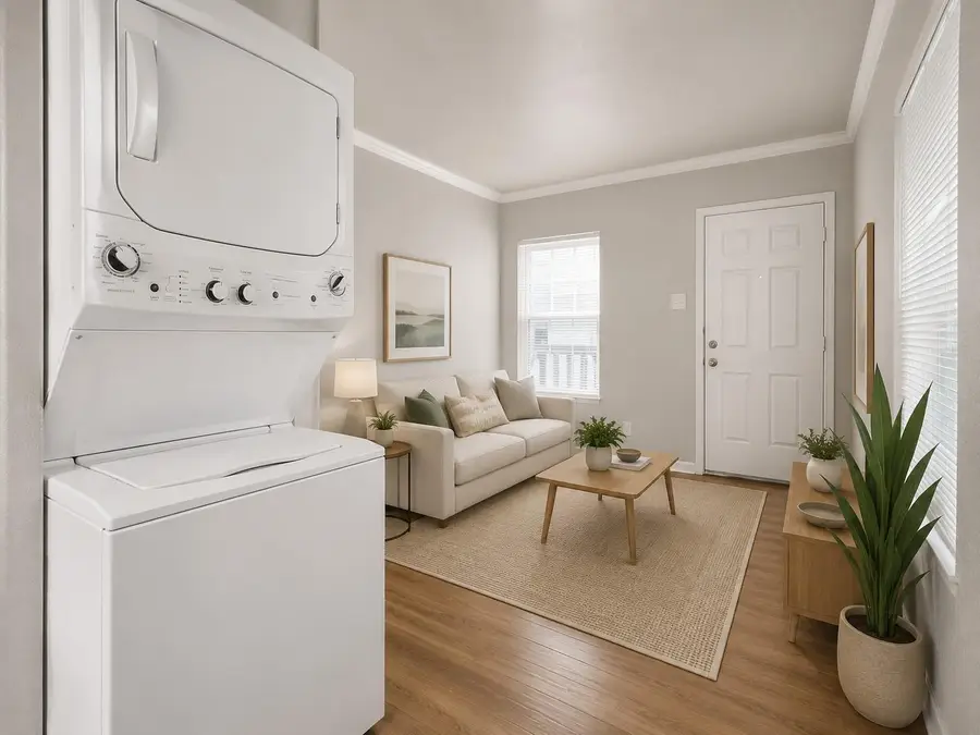 204 E 30th St #101, Austin, TX 78705 - #2
