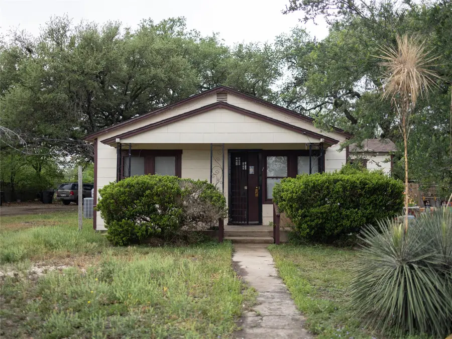 4714 E Southcross Blvd, San Antonio, TX 78222 - #2