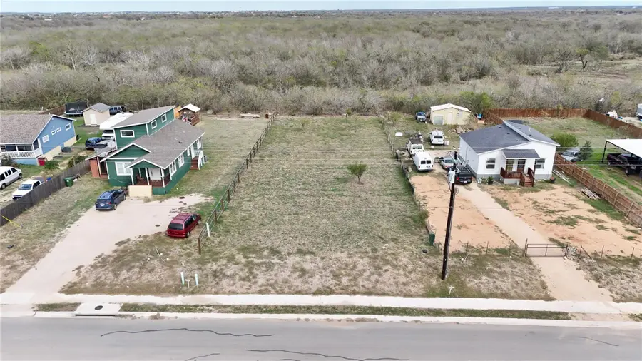 351 Margarita Dr, Dale, TX 78616 - Image #3