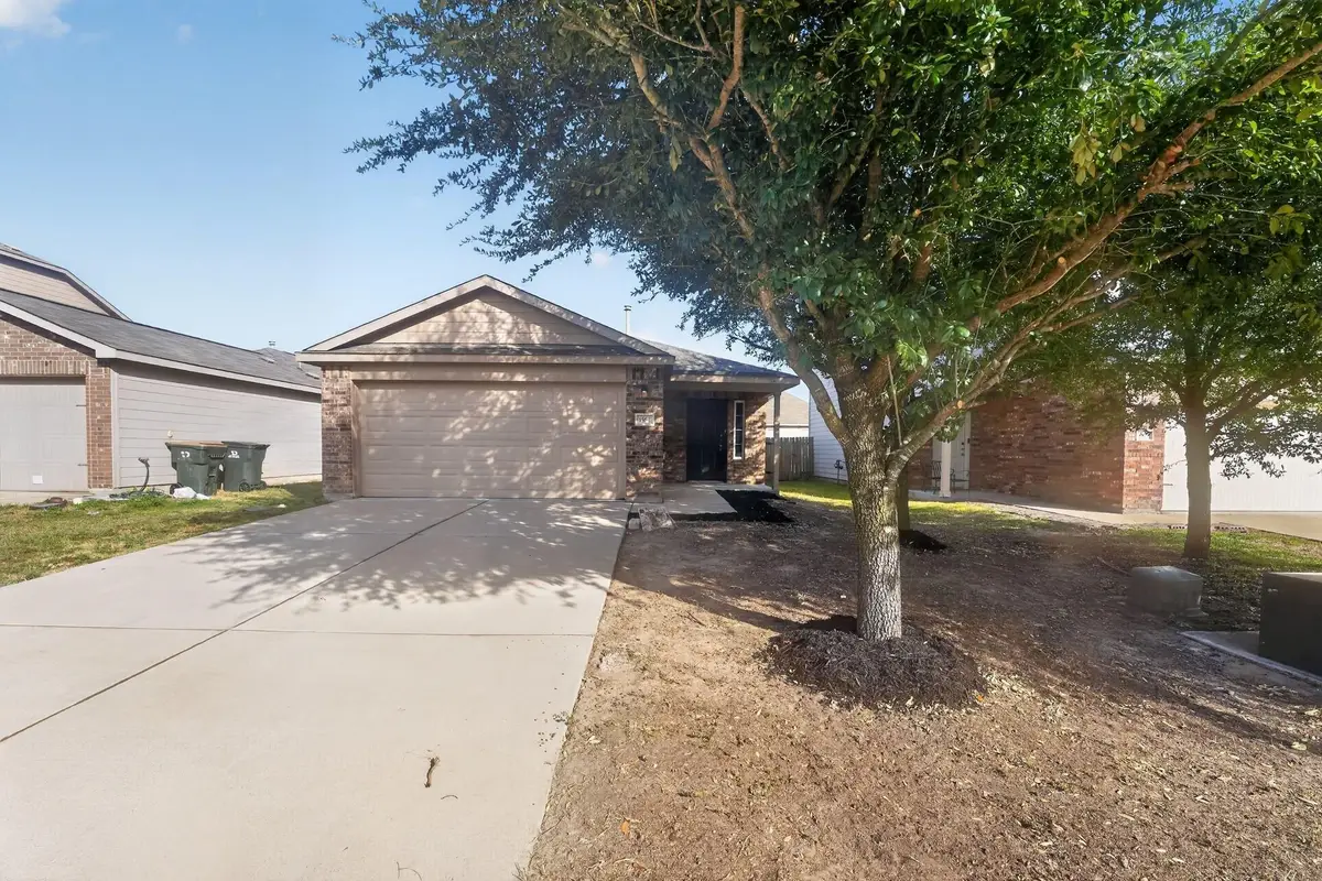 1564 Breanna Ln, Kyle, TX 78640 - #1