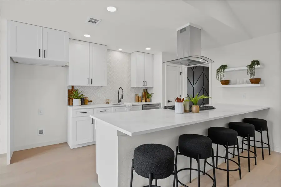 7901 Woodcroft Dr, Austin, TX 78749 - #3