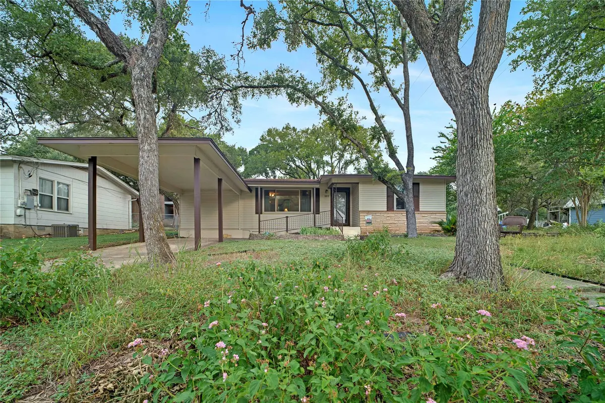 107 Mandalay Ln, San Marcos, TX 78666 - #1