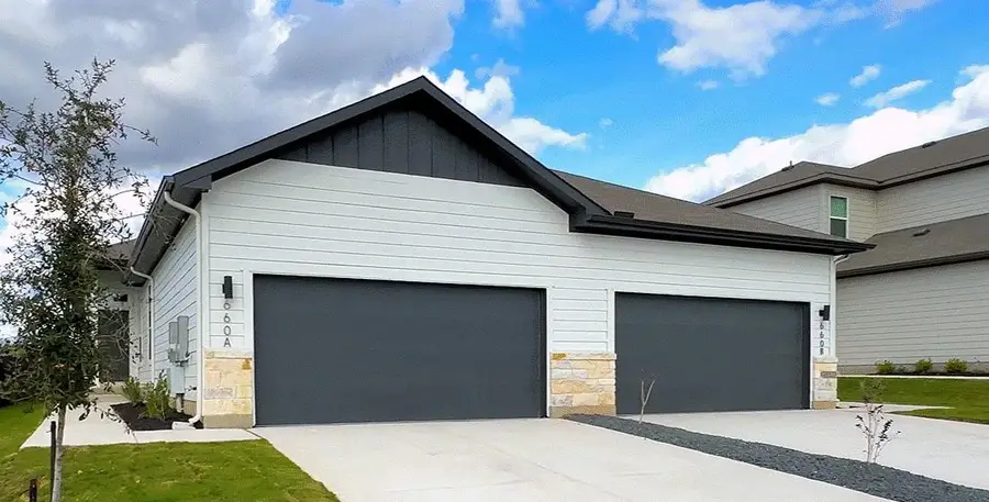 1001 Staglin St, Buda, TX 78610 - #2