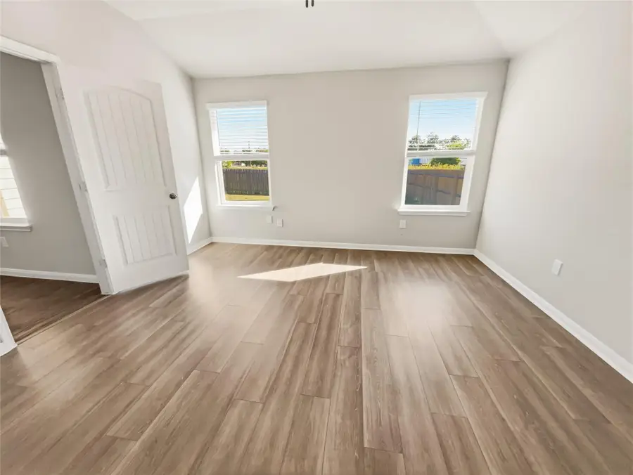 112 Marimoor Dr, Hutto, TX 78634 - Image #3