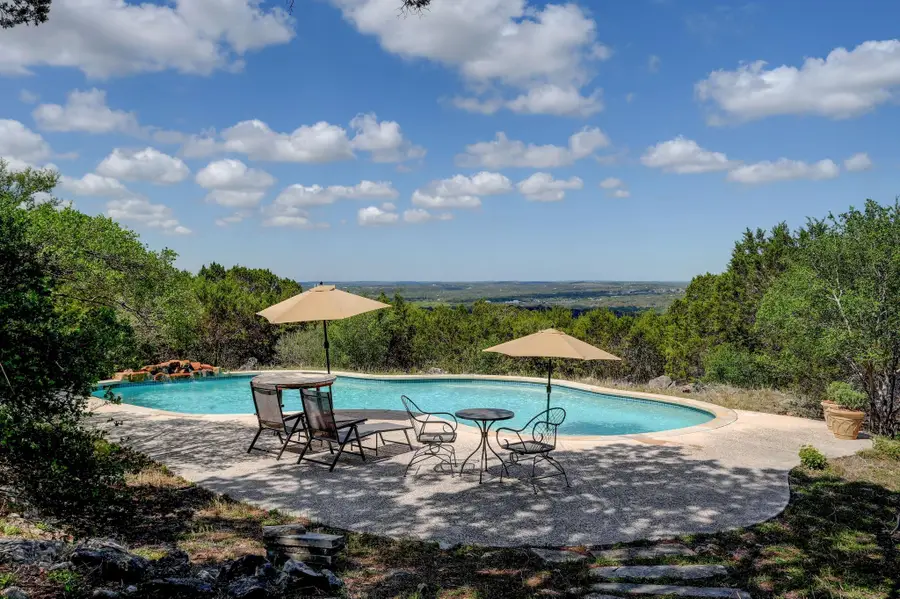 900 Box Canyon Rd, Wimberley, TX 78676 - #2