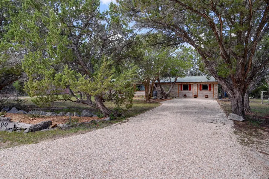 900 Box Canyon Rd, Wimberley, TX 78676 - #3