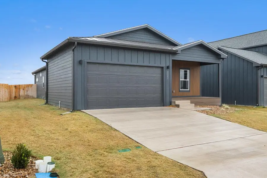 2027 Applewood Dr, Lockhart, TX 78644 - Image #3