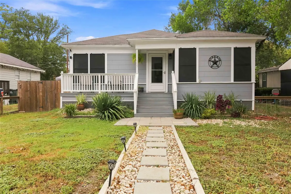 505 Lee St, Smithville, TX 78957 - #1