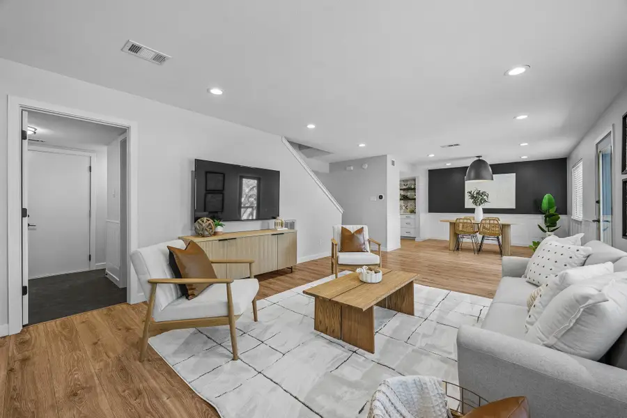 7819 Palacios Dr, Austin, TX 78749 - #3