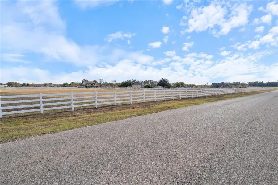 210 Stephanie Cv, Georgetown, TX 78626 - Image #3