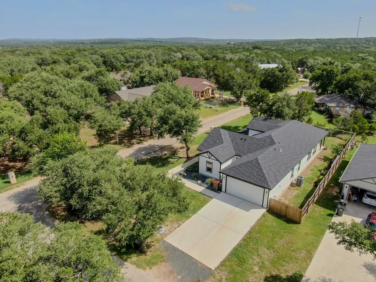 54 Persimmon Dr Dr, Wimberley, TX 78676 - #1