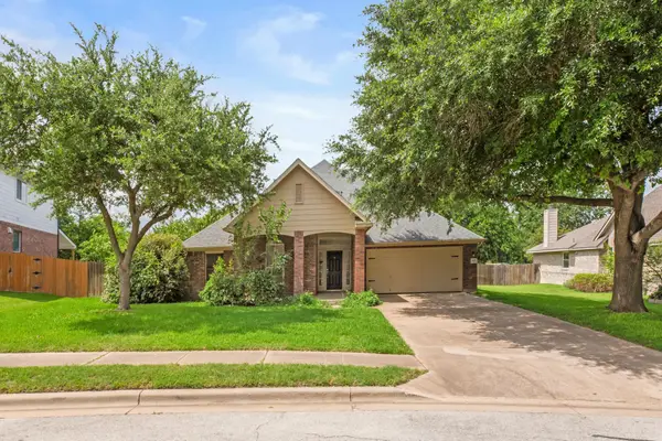 406 Bellaire Oaks Dr, Pflugerville, TX 78660