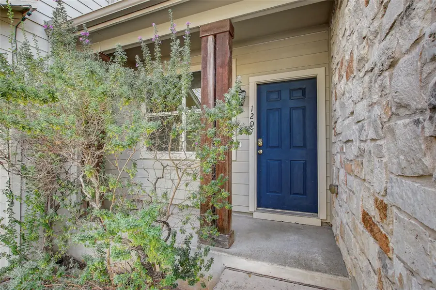 512 Eberhart Ln #1207, Austin, TX 78745 - #2