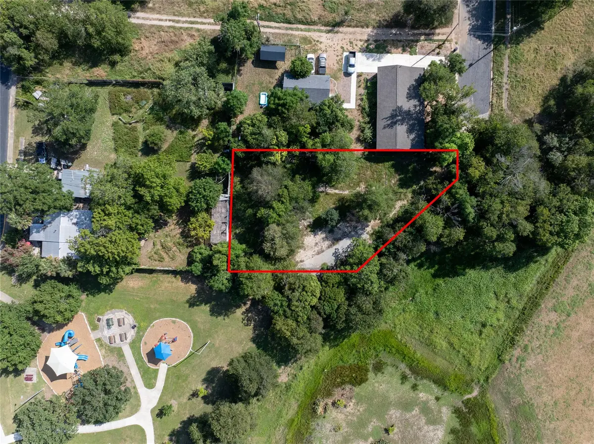 734 Valley St, San Marcos, TX 78666 - #1