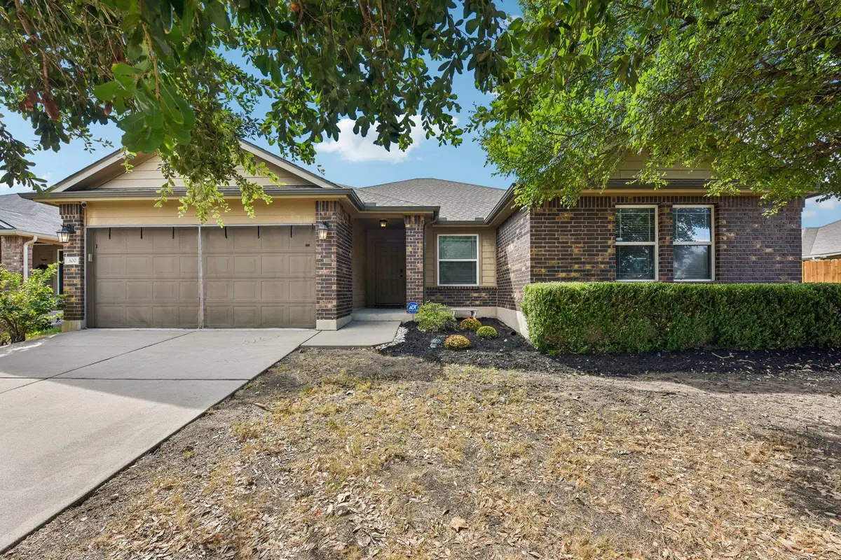 300 Hendelson Ln, Hutto, TX 78634 - #1