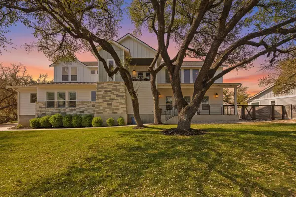 501 Alva Dr, Briarcliff, TX 78669