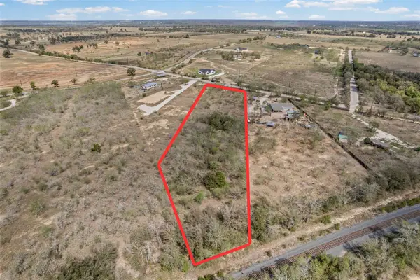 1505 Barth Rd, Dale, TX 78616