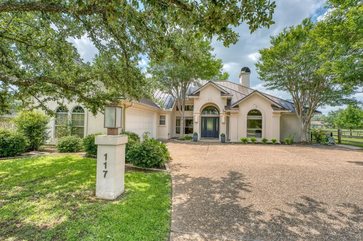 117 Longhorn Dr, Horseshoe Bay, TX 78657 - #1