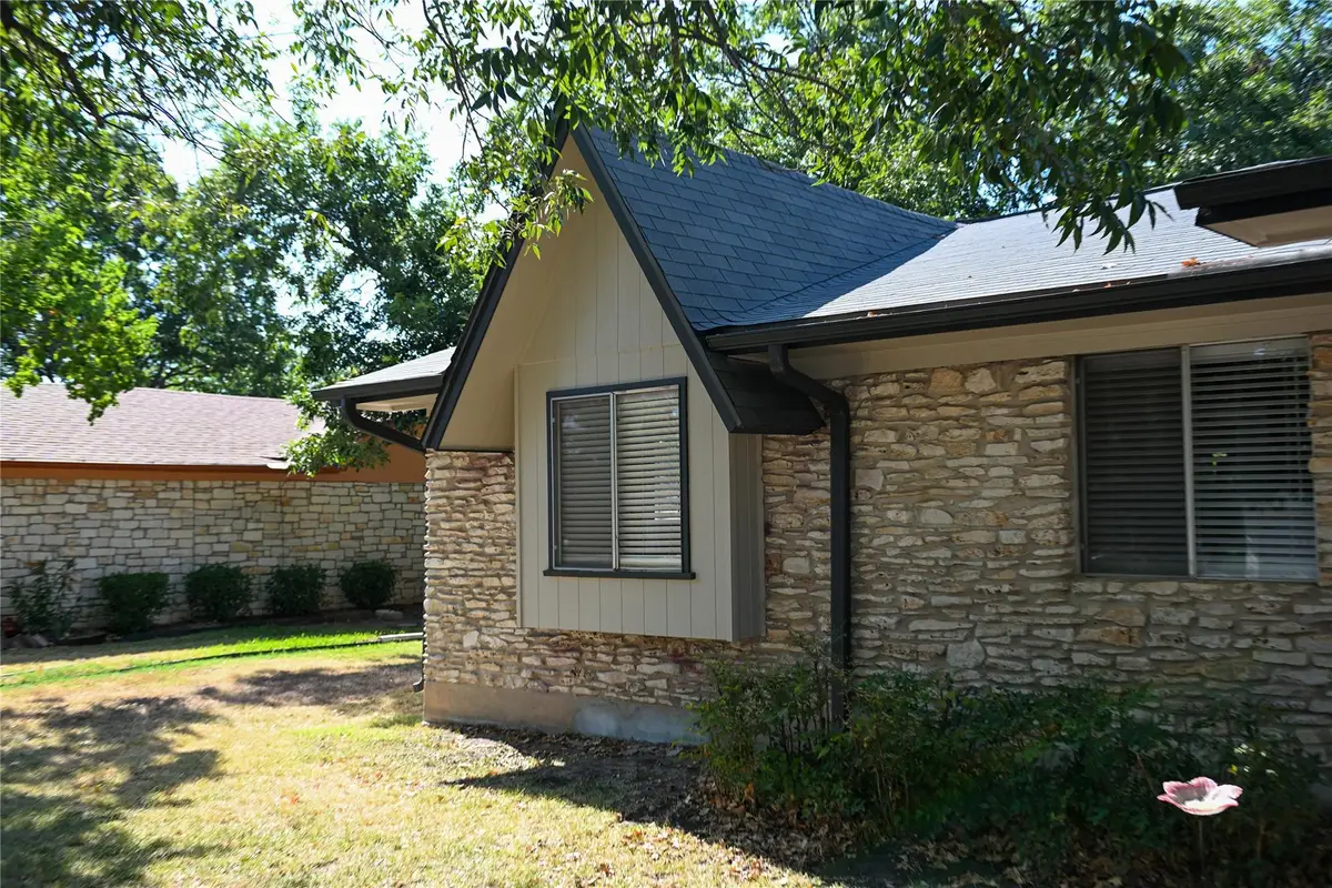 401 Dove Creek Dr, Round Rock, TX 78664 - #1