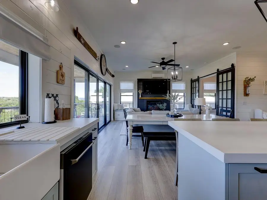 22516 Felicia Dr, Spicewood, TX 78669 - #2