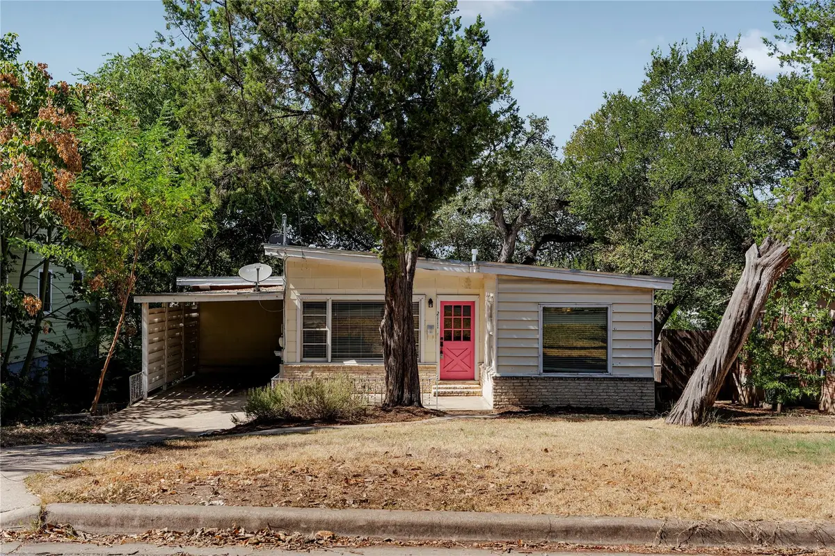 2111 W 10th St, Austin, TX 78703 - #1