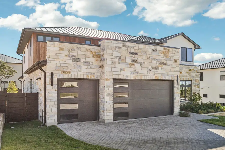 5903 Moondust Ln, Austin, TX 78730 - Image #3