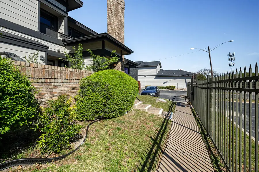 1748 Ohlen Rd #16, Austin, TX 78757 - #3